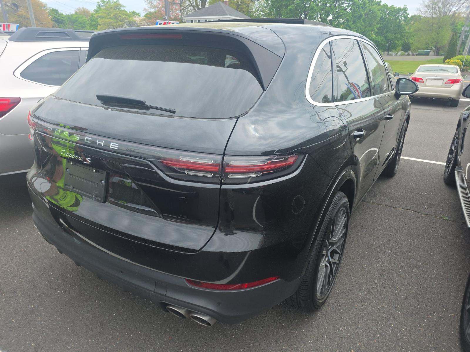 PORSCHE CAYENNE - 3