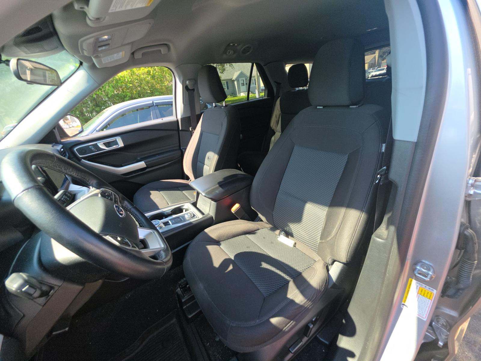 FORD EXPLORER - 6