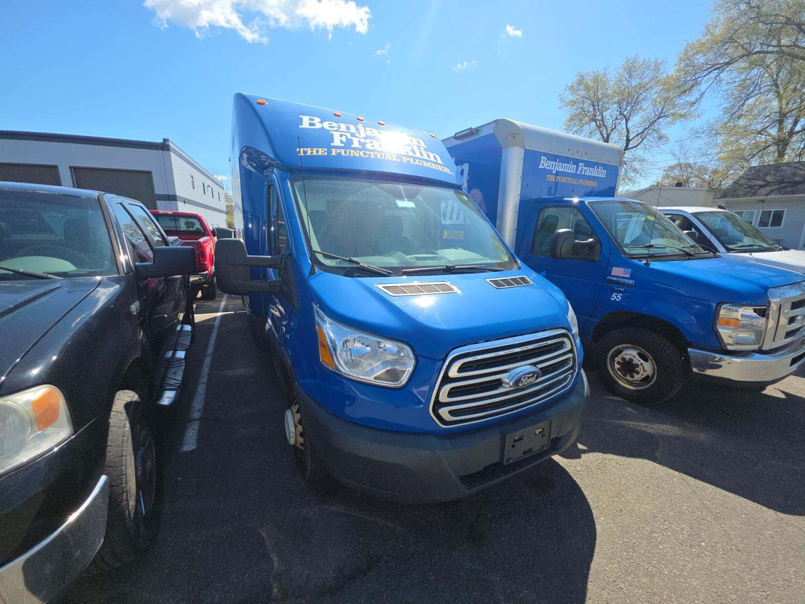 FORD TRANSIT 350 - 4
