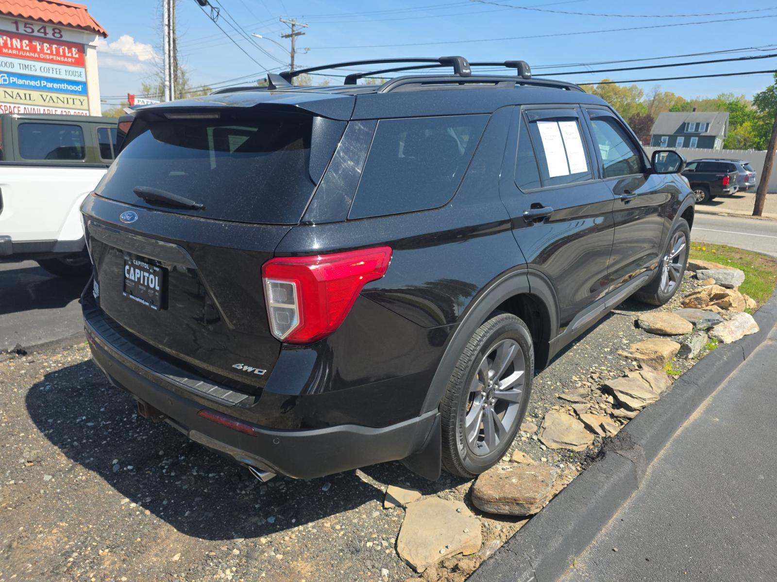 FORD EXPLORER - 3
