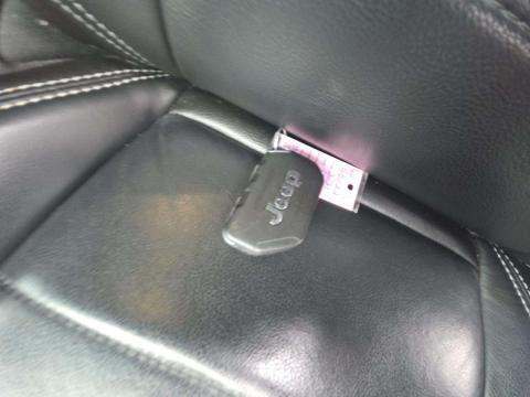 JEEP UNLIMITED 4XE SAHARA - 8