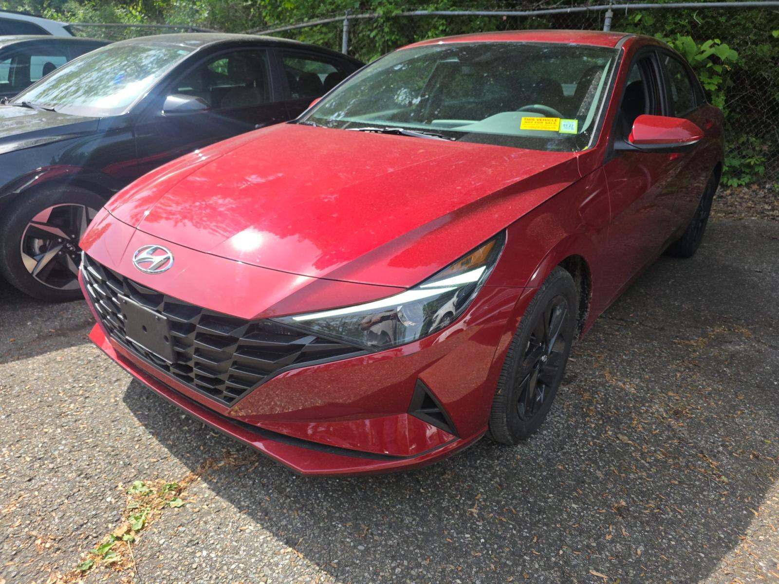 2023 Hyundai Elantra SEL FWD