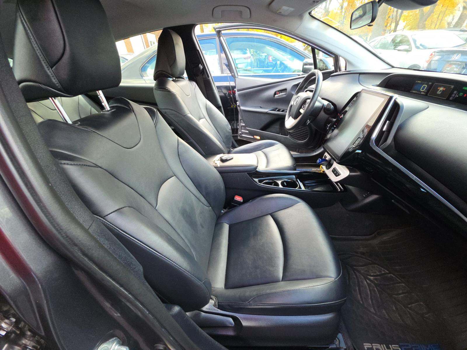 2017 Toyota Prius Prime Premium FWD