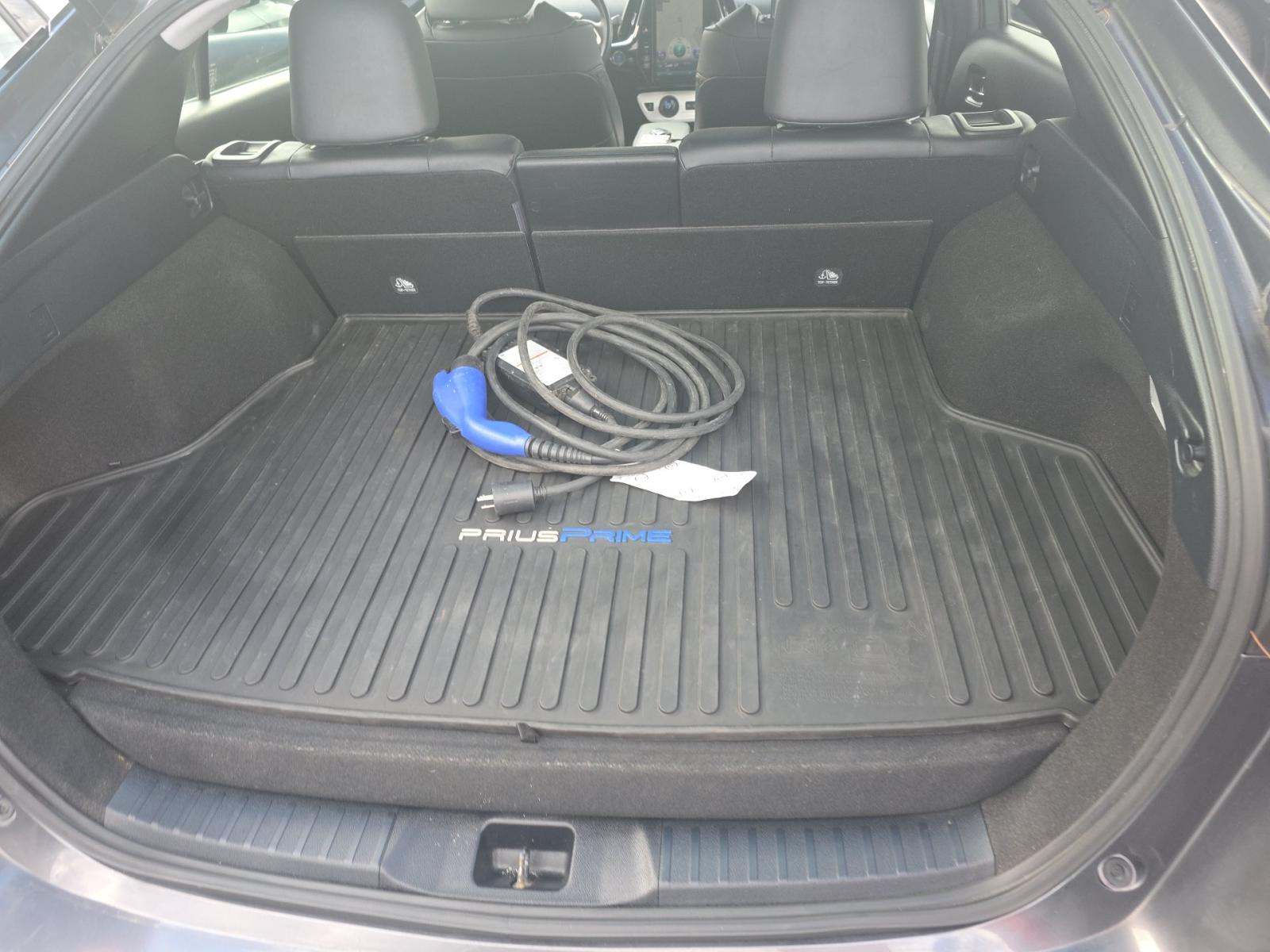 2017 Toyota Prius Prime Premium FWD