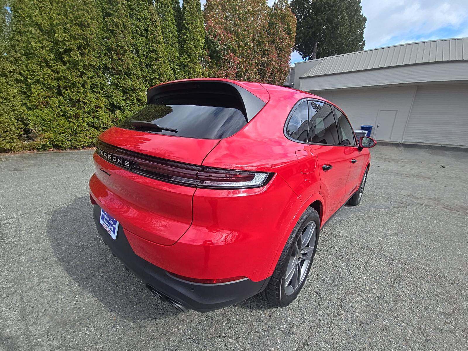 2024 Porsche Cayenne Base AWD