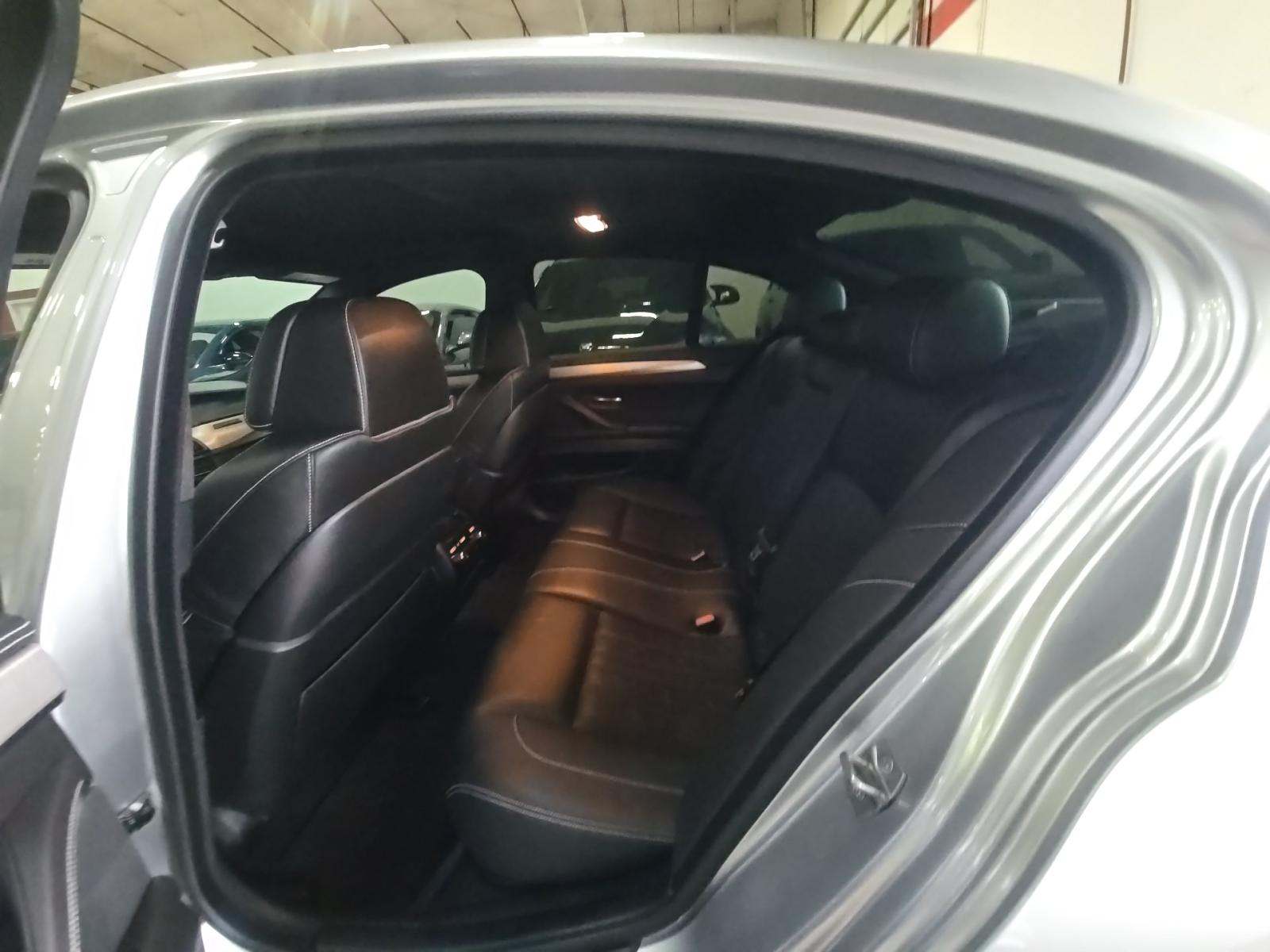 2016 BMW M5 Base RWD