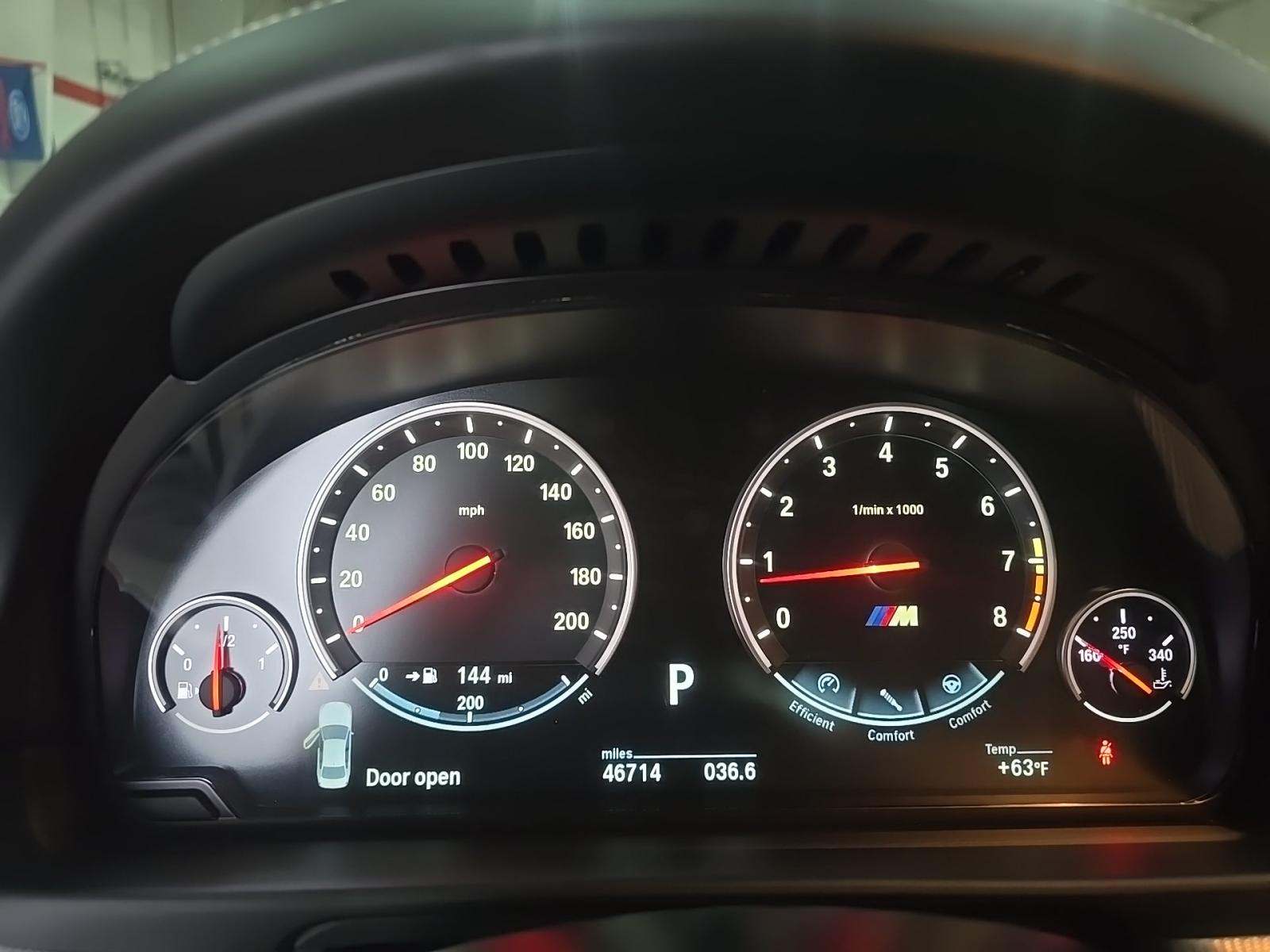 2016 BMW M5 Base RWD