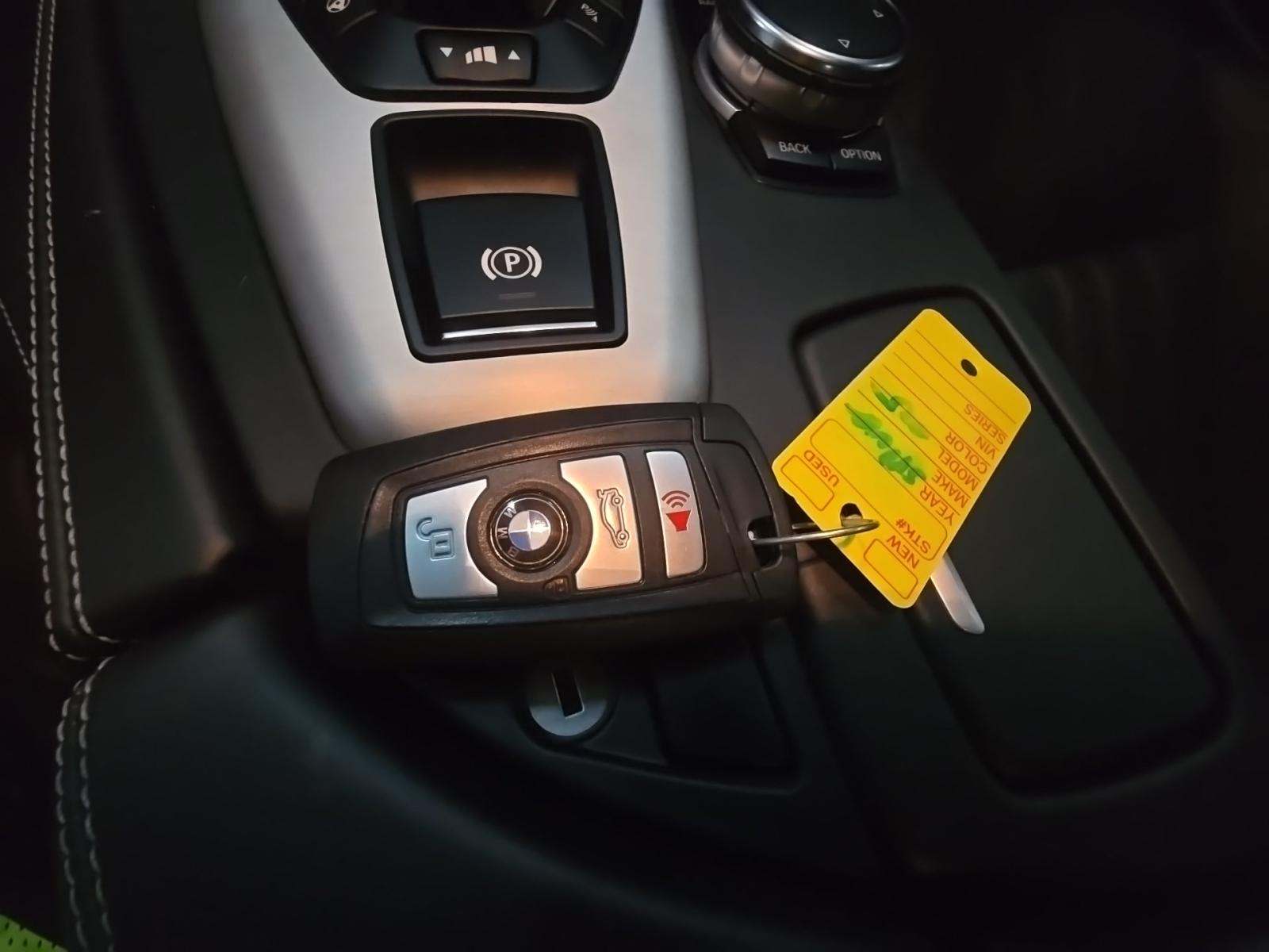 2016 BMW M5 Base RWD