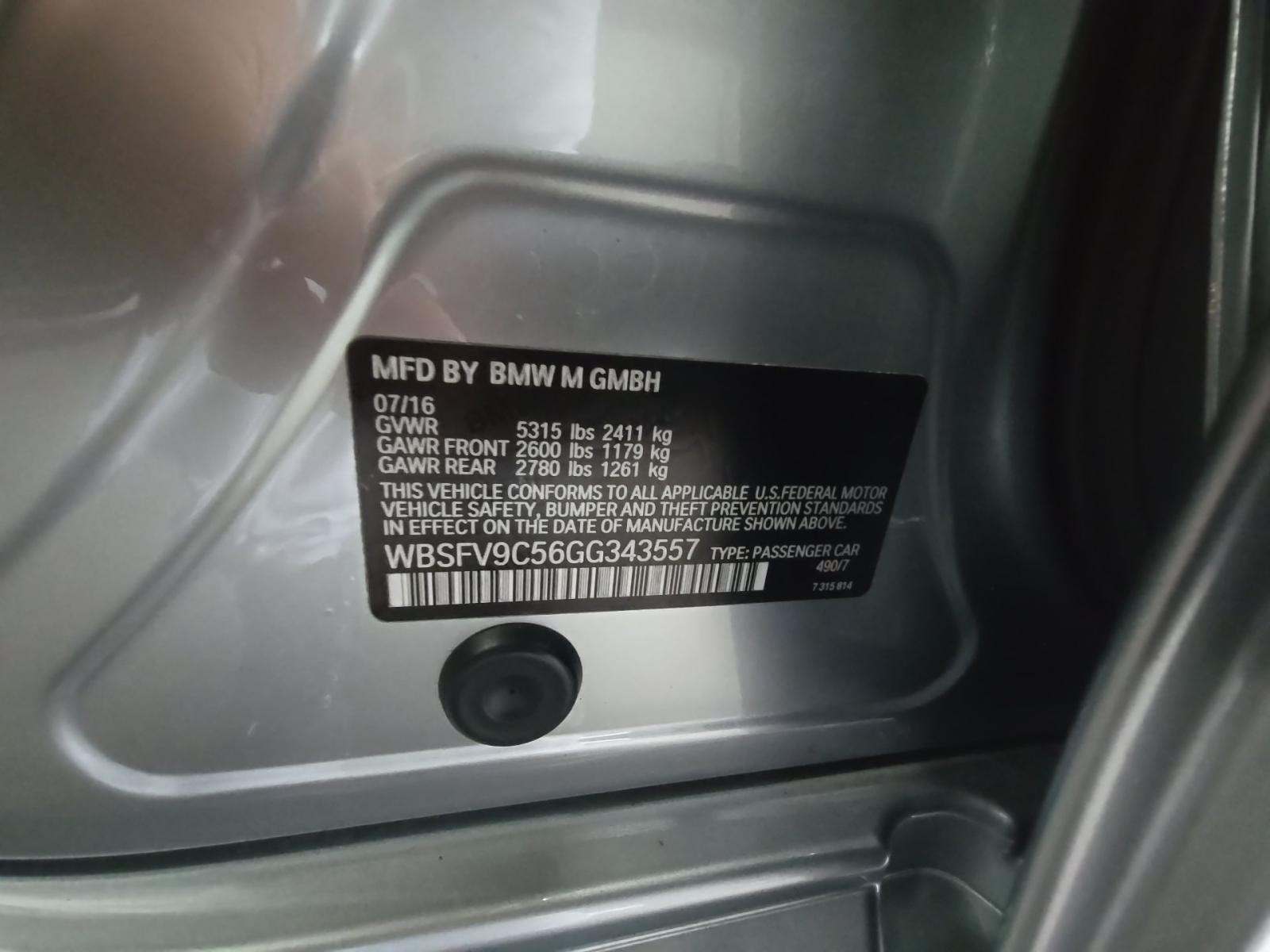 2016 BMW M5 Base RWD