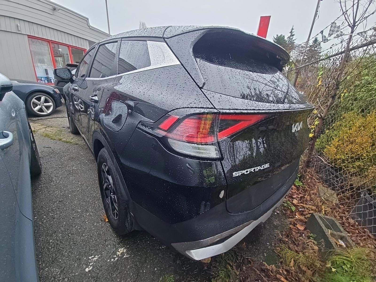 2024 Kia Sportage LX AWD