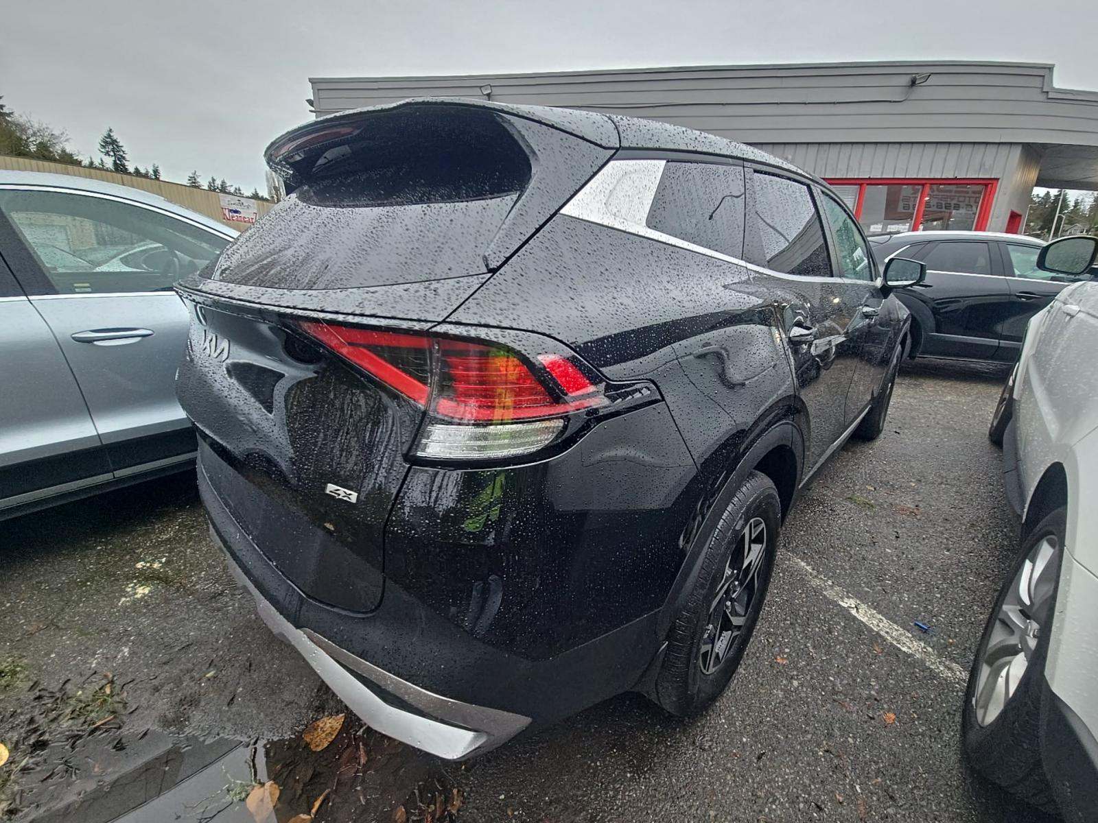 2024 Kia Sportage LX AWD