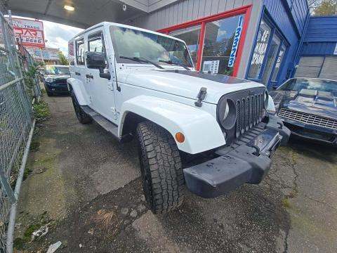 JEEP UNLIMITED SAHARA ALTITUDE EDITION - 4