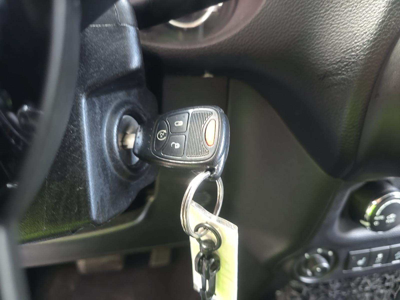 JEEP UNLIMITED SAHARA ALTITUDE EDITION - 8