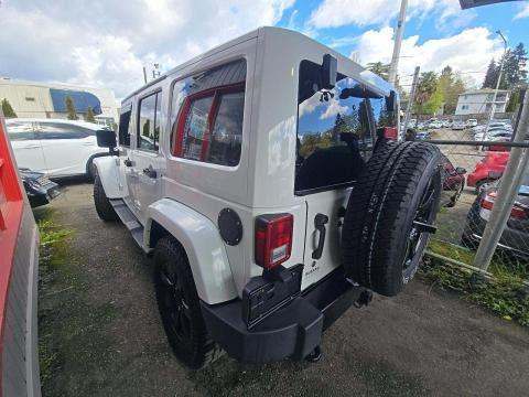 JEEP UNLIMITED SAHARA ALTITUDE EDITION - 2