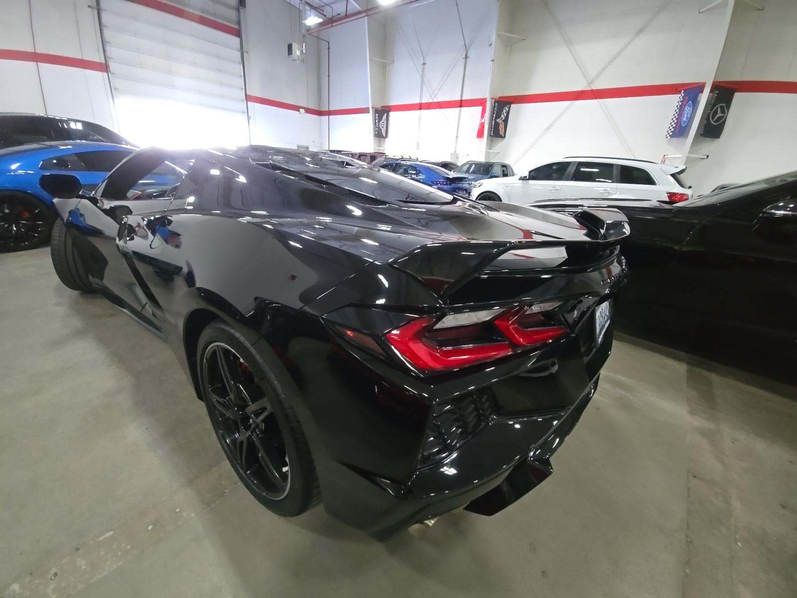 CHEVROLET CORVETTE - 2