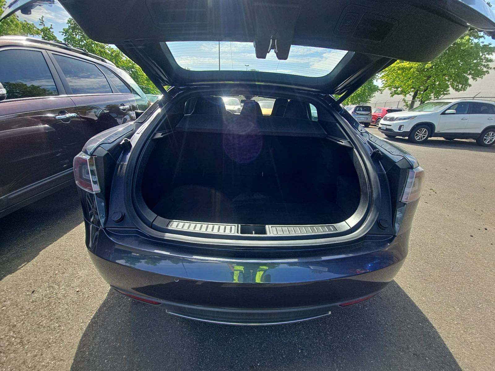 2016 Tesla Model S 90D AWD