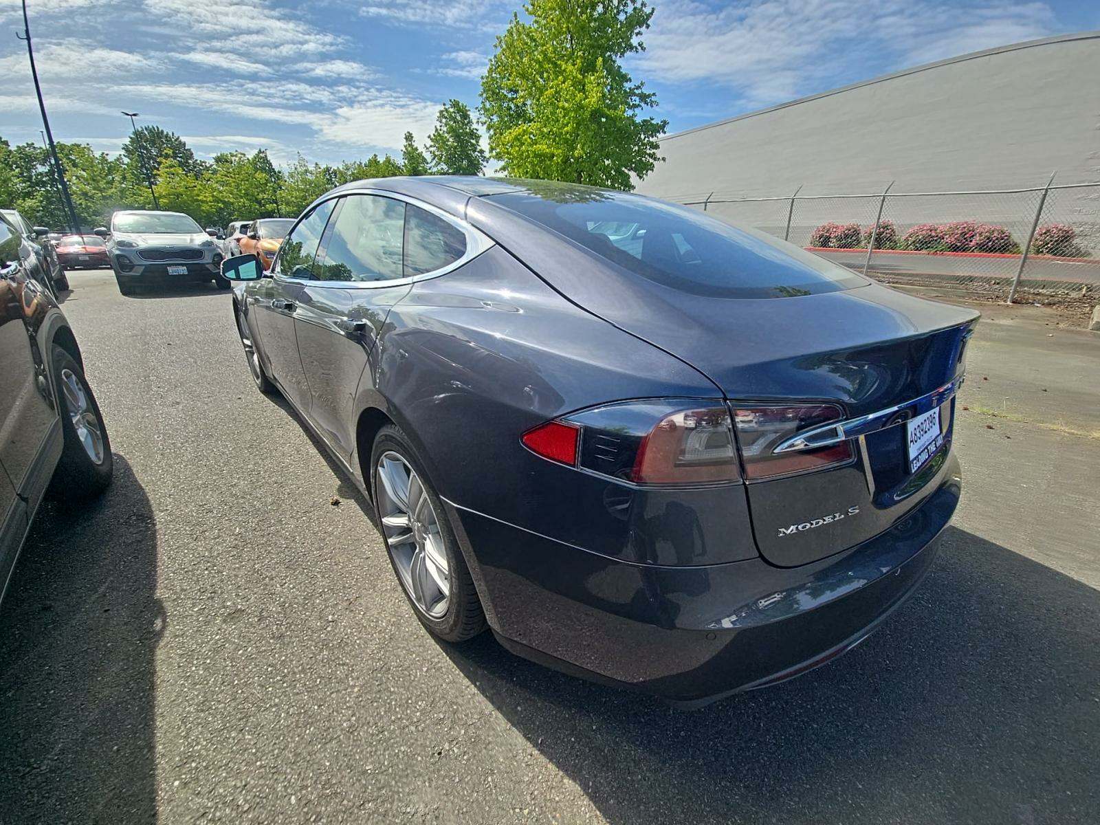 2016 Tesla Model S 90D AWD