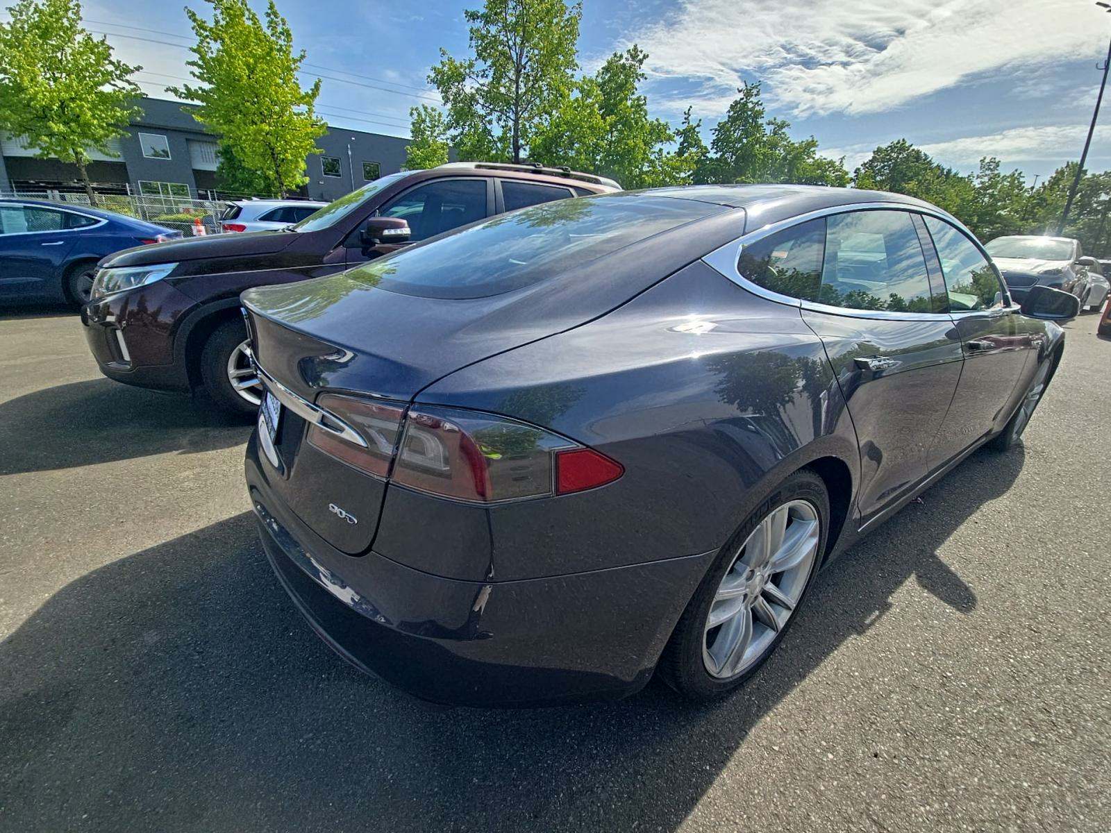 2016 Tesla Model S 90D AWD