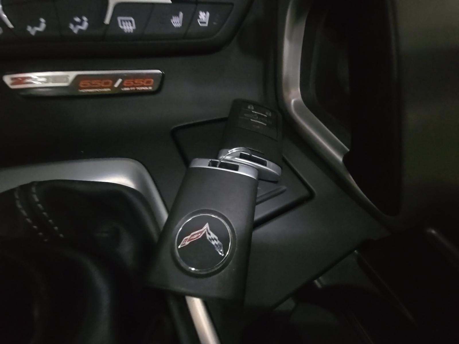 CHEVROLET CORVETTE - 8