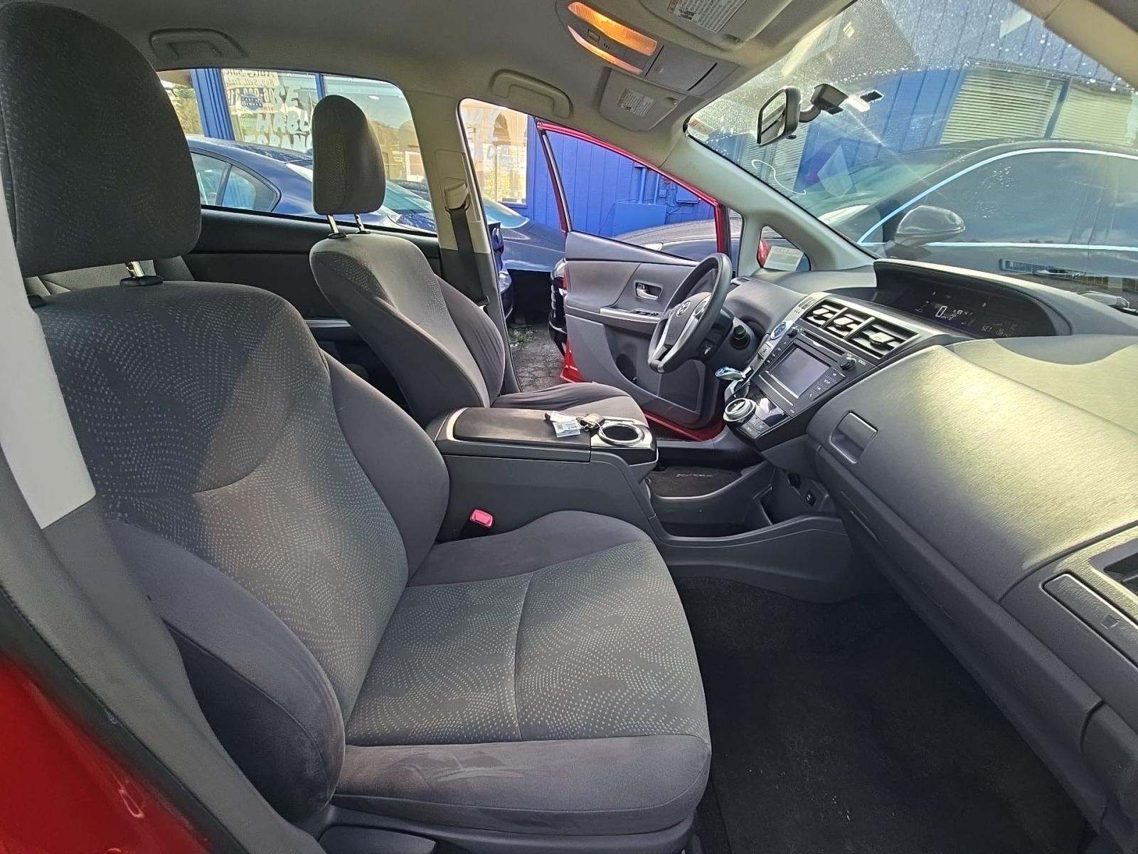 2014 Toyota Prius v Two FWD