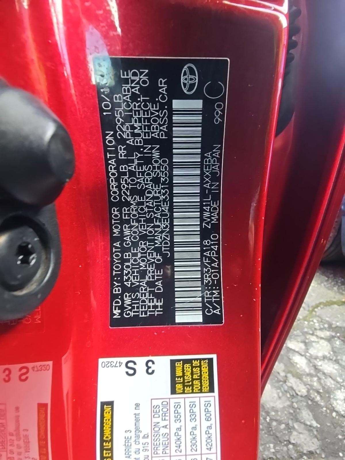 2014 Toyota Prius v Two FWD