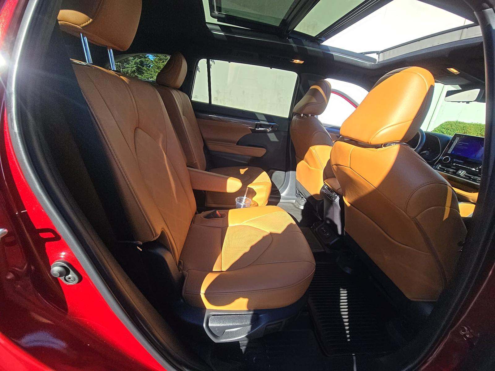 2024 Toyota Highlander Platinum AWD