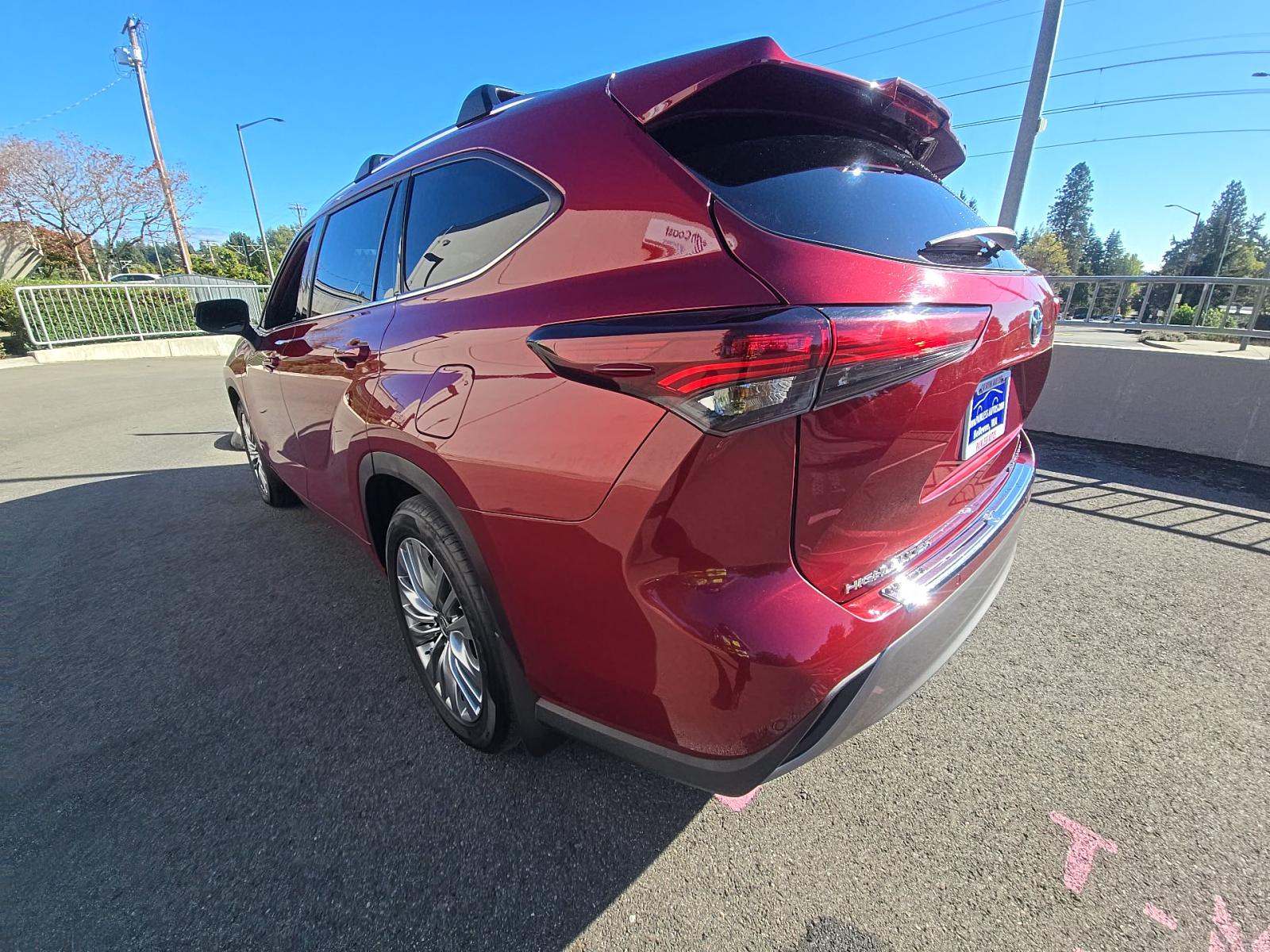 2024 Toyota Highlander Platinum AWD