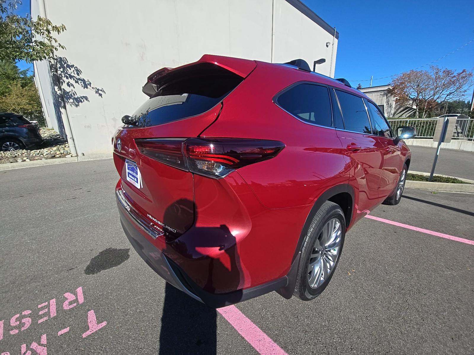 2024 Toyota Highlander Platinum AWD