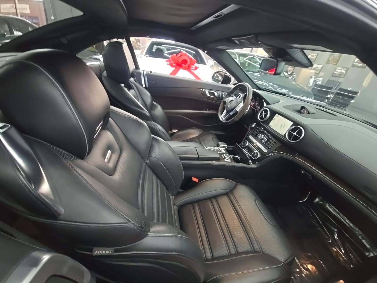 2015 Mercedes-Benz SL-Class SL 63 AMG RWD