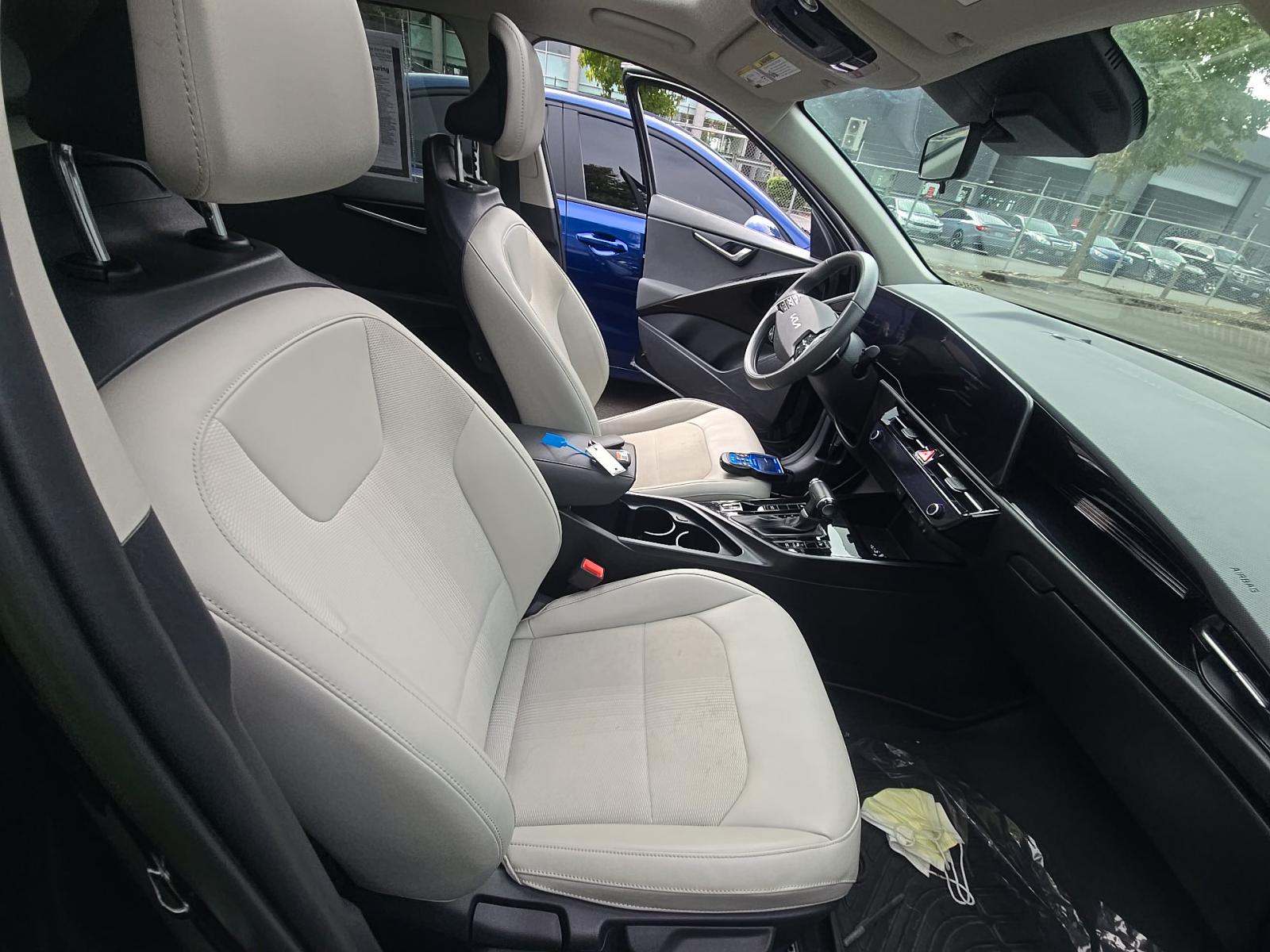 2023 Kia Niro EX Touring FWD