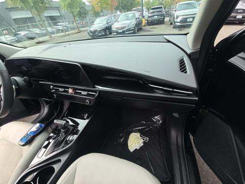 2023 Kia Niro EX Touring FWD