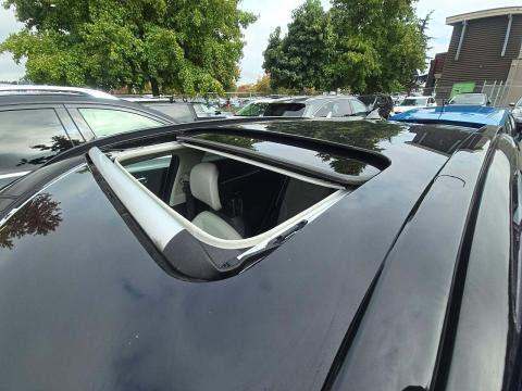 2023 Kia Niro EX Touring FWD