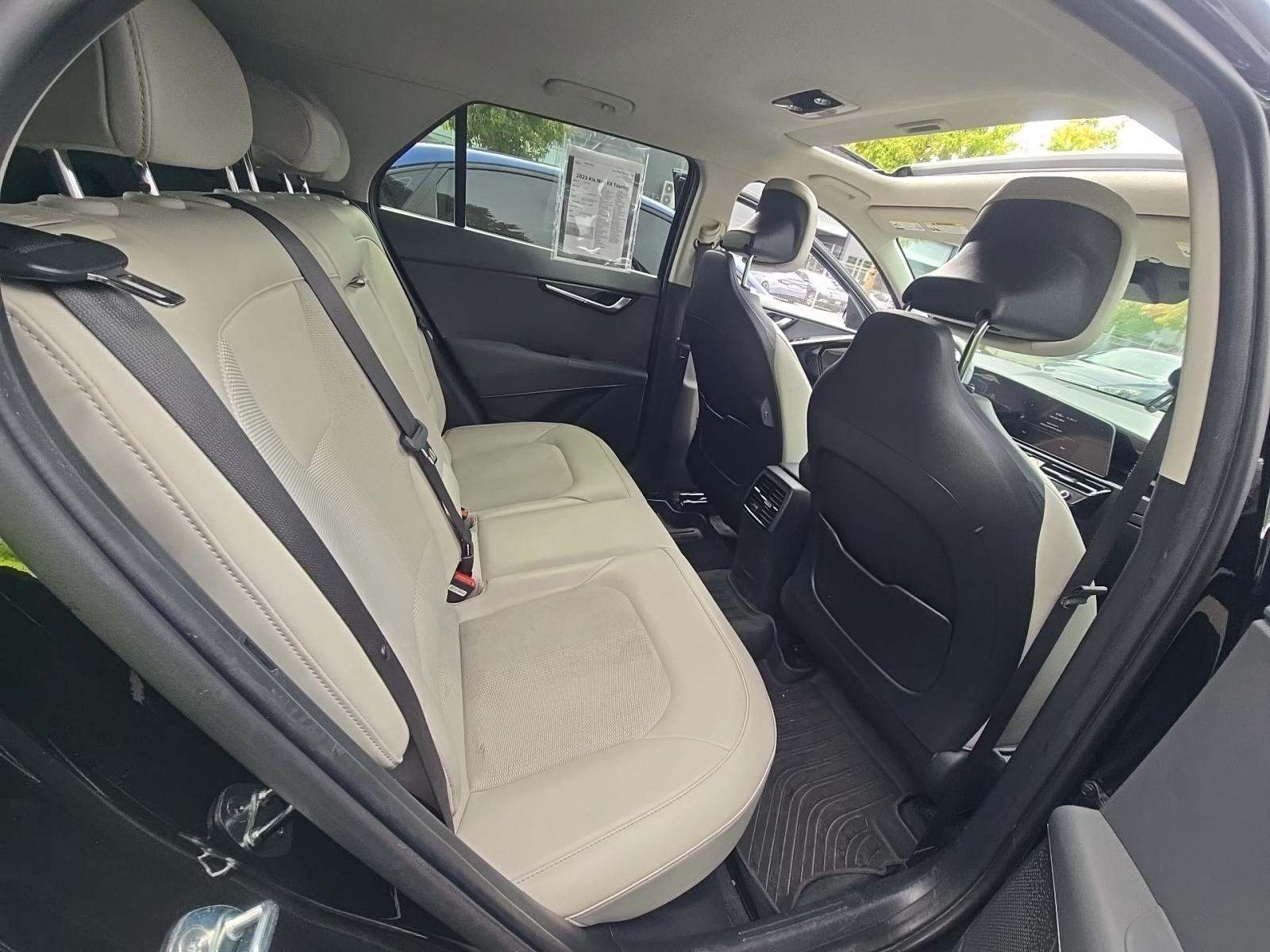 2023 Kia Niro EX Touring FWD