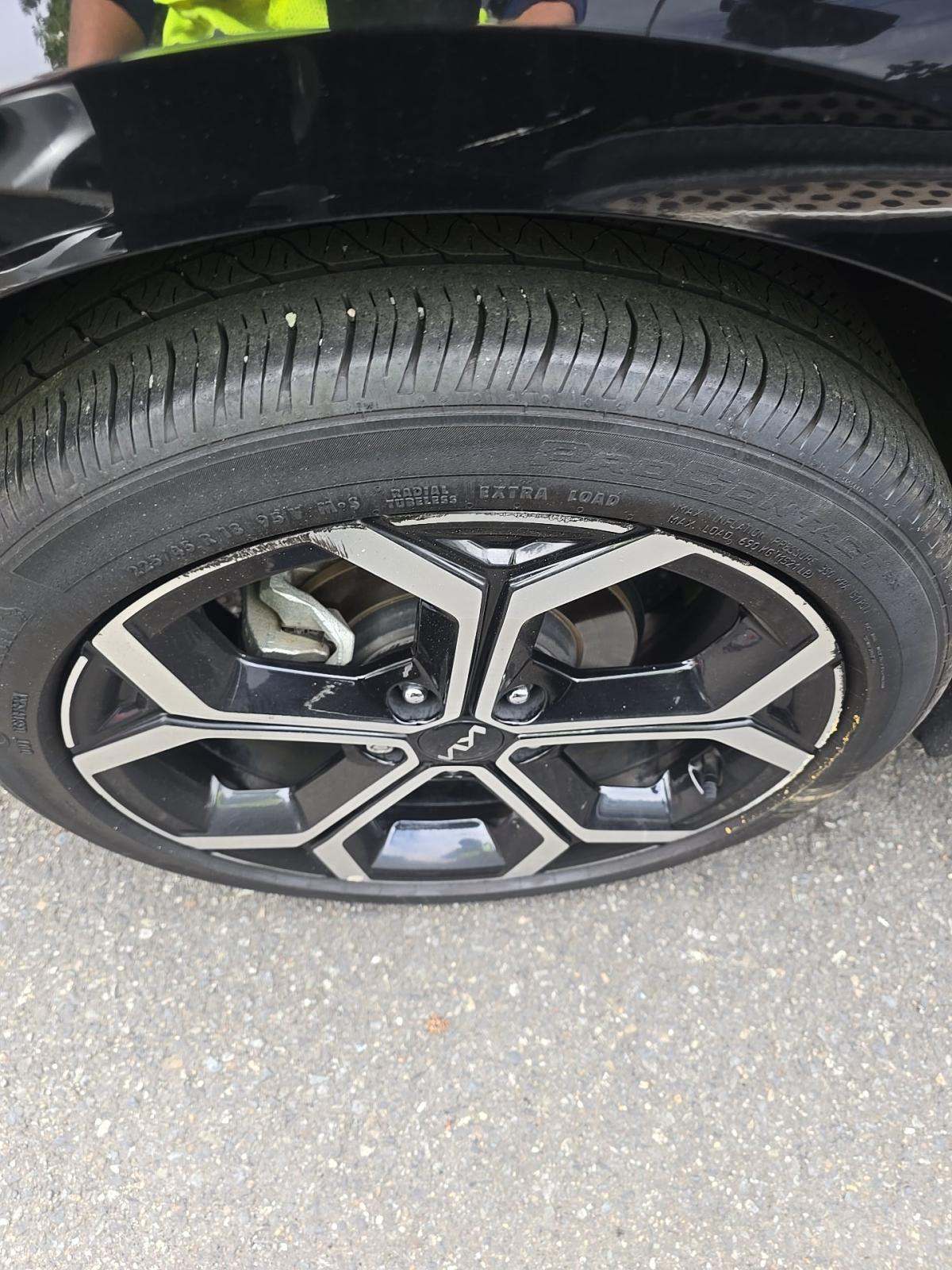 2023 Kia Niro EX Touring FWD