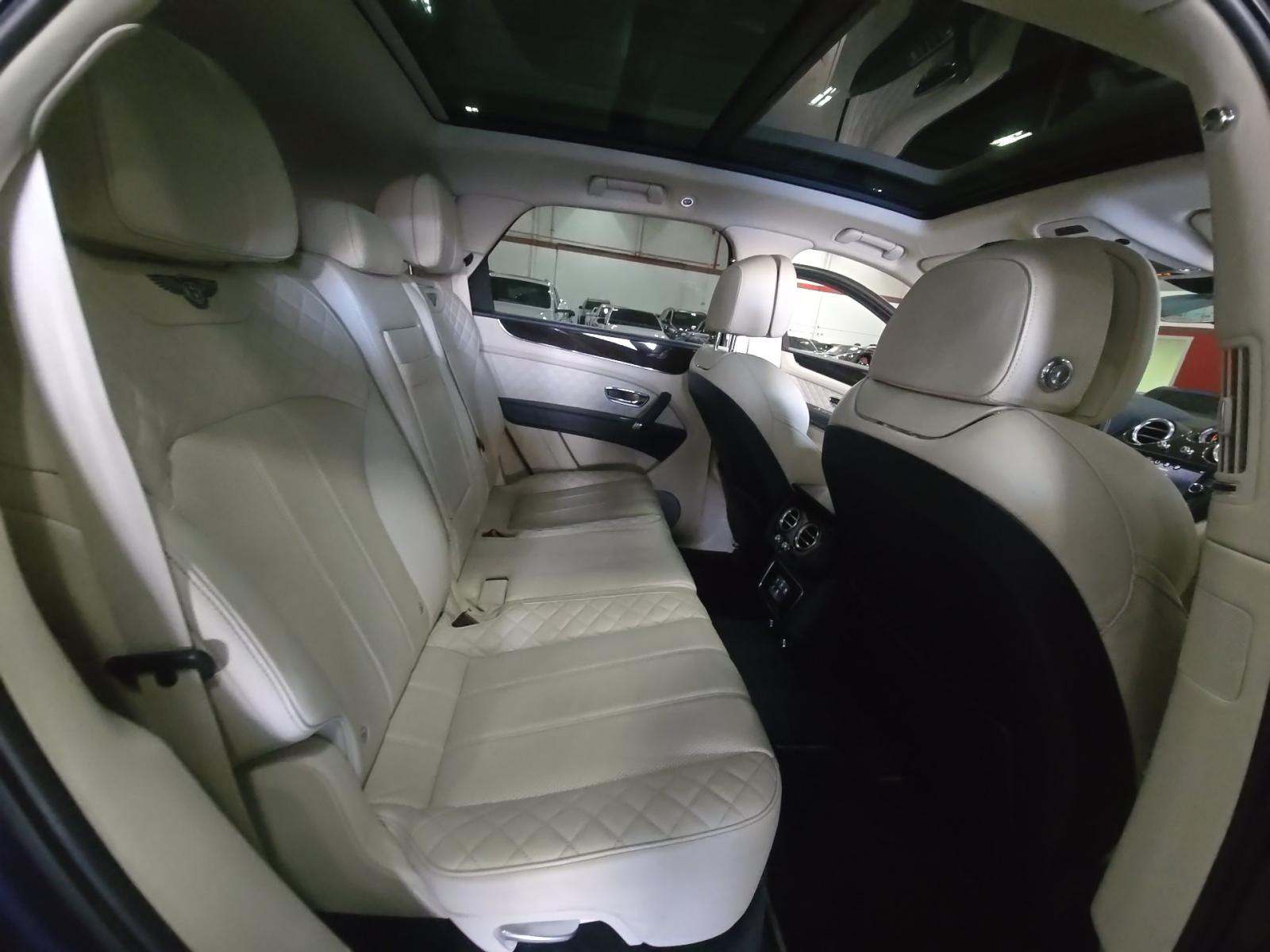 2020 Bentley Bentayga V8 AWD