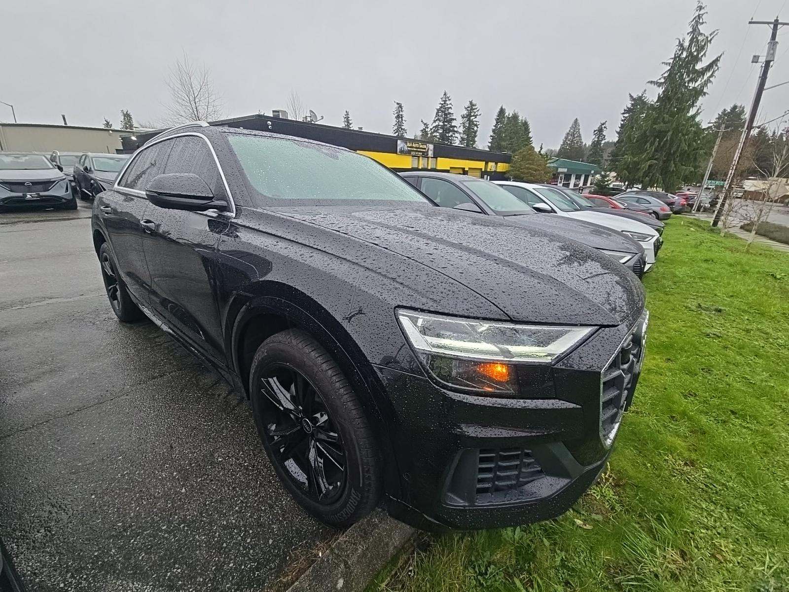 2022 Audi Q8 Premium Plus AWD