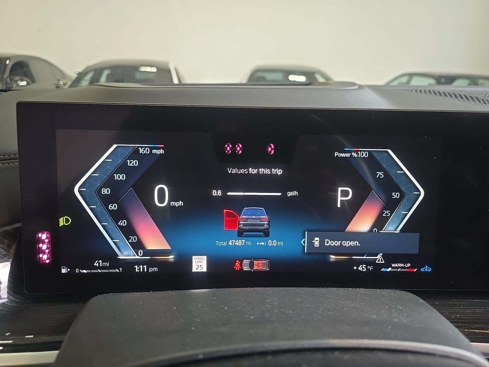 2023 BMW X7 M60i AWD