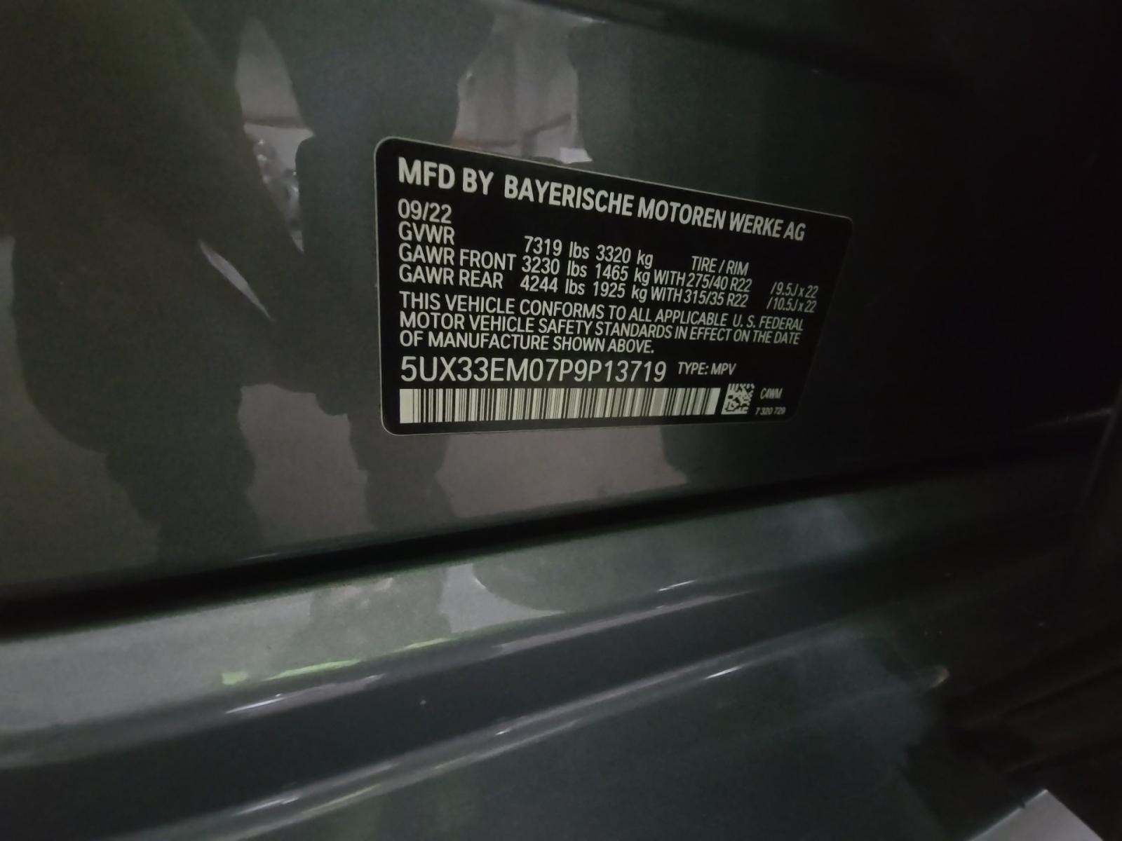 2023 BMW X7 M60i AWD