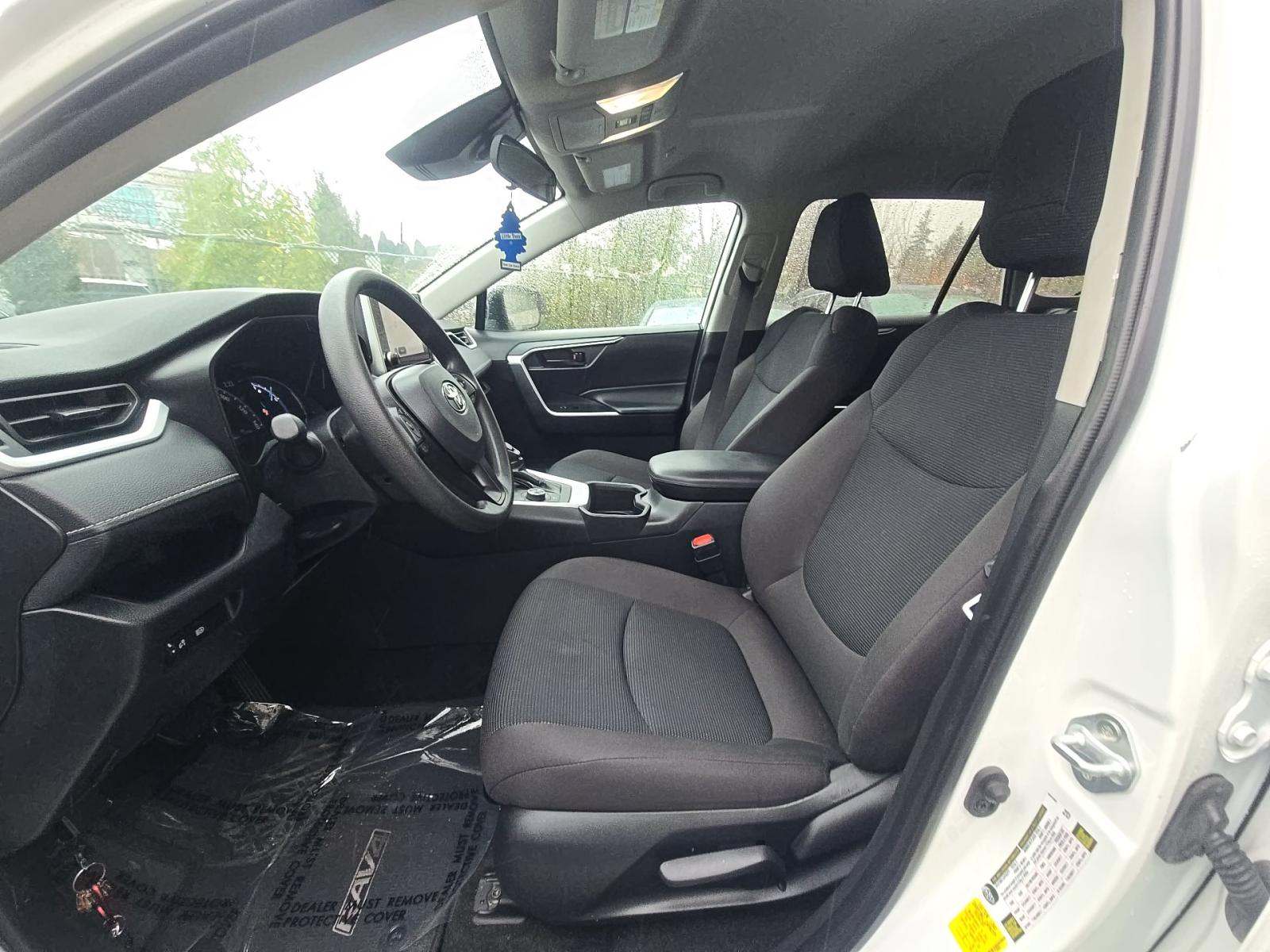 2024 Toyota RAV4 Hybrid LE AWD