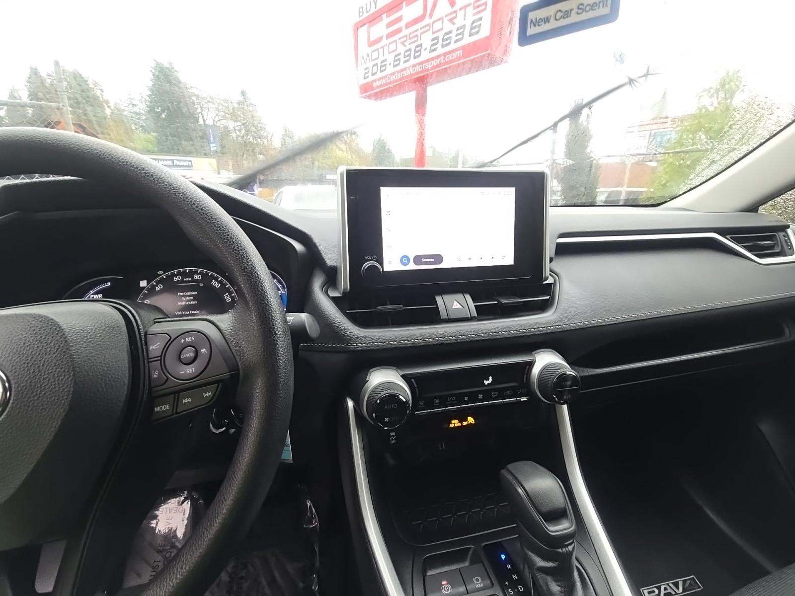 2024 Toyota RAV4 Hybrid LE AWD