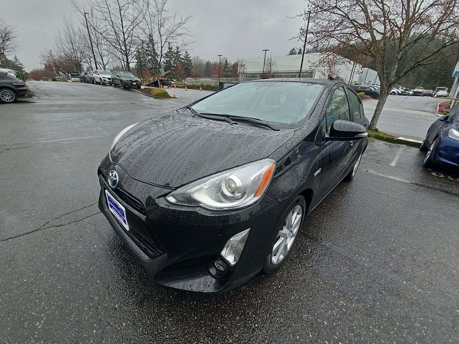 2016 Toyota Prius c Two FWD