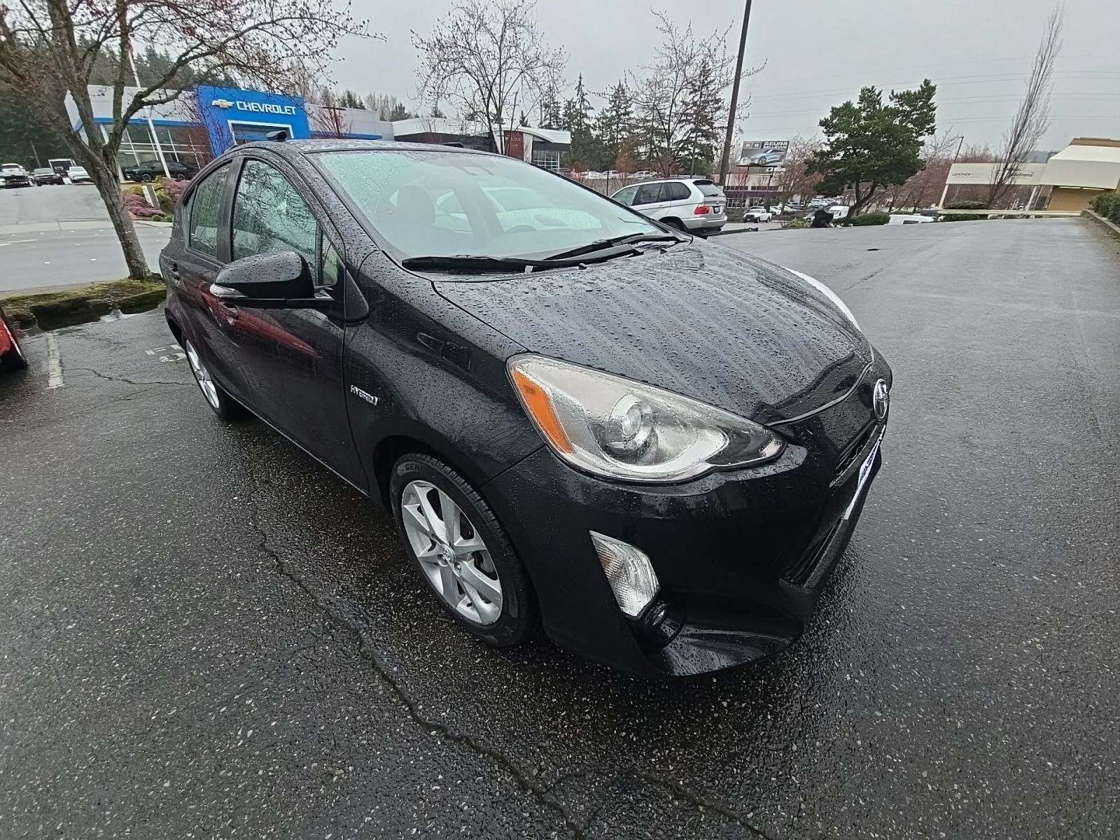 2016 Toyota Prius c Two FWD