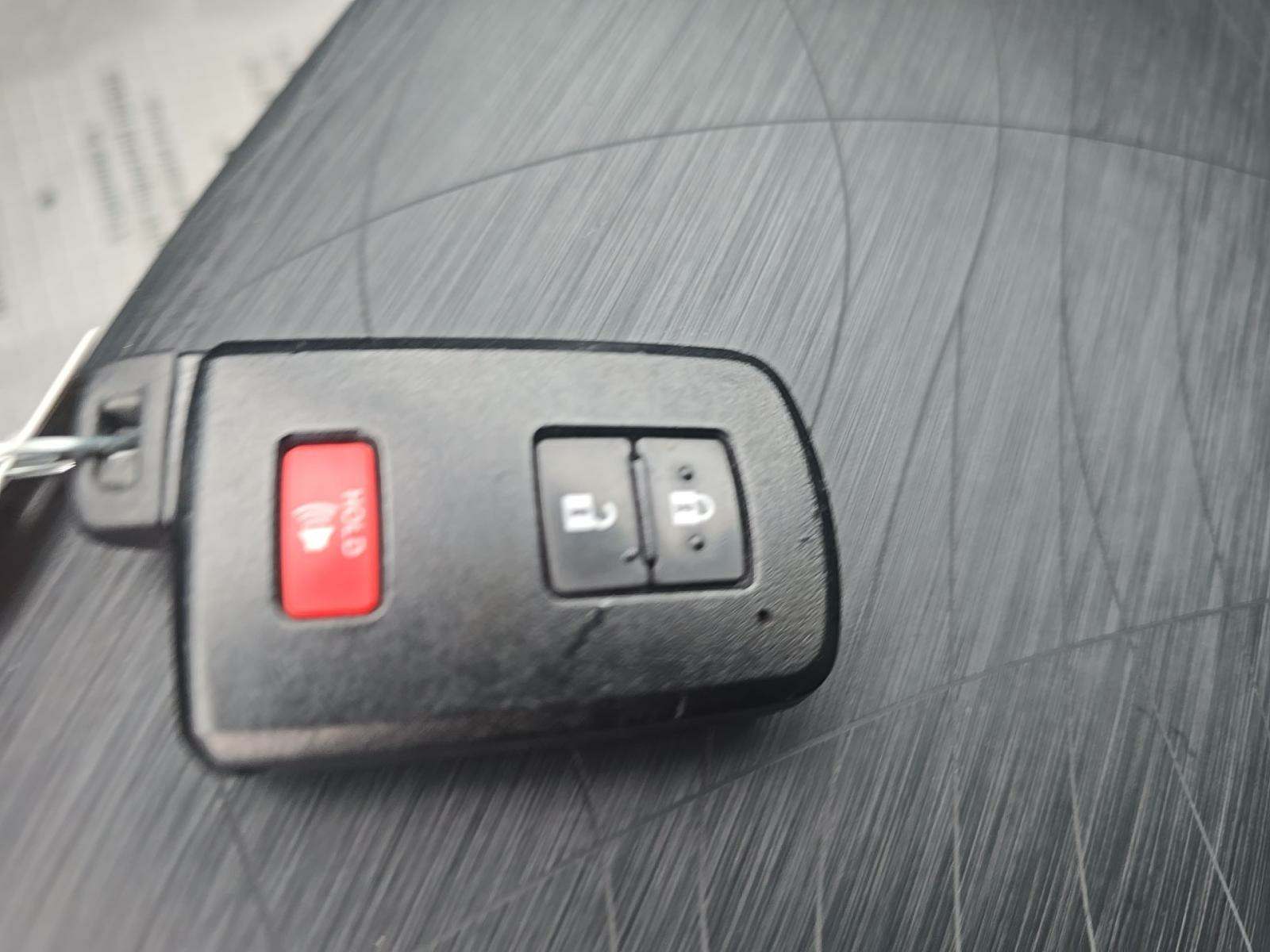 2016 Toyota Prius c Two FWD