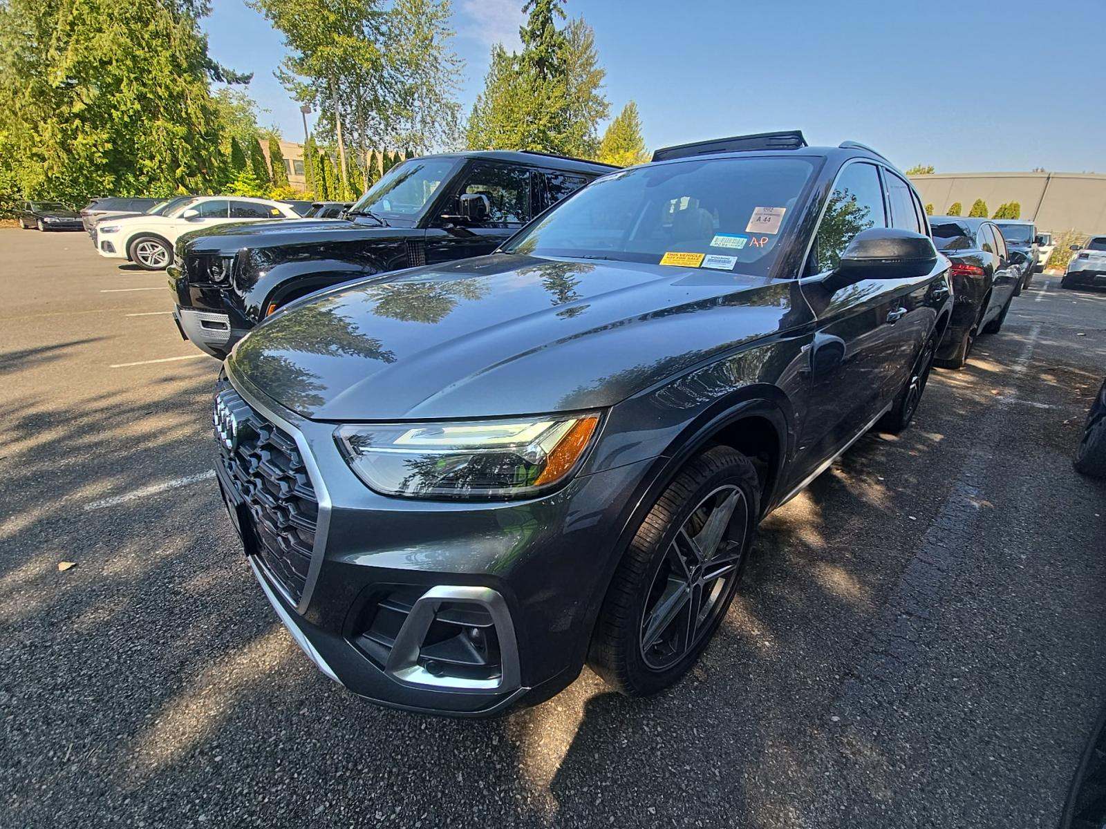 2024 Audi Q5 e Plug-In Hybrid S line Premium Plus 55 TFSI