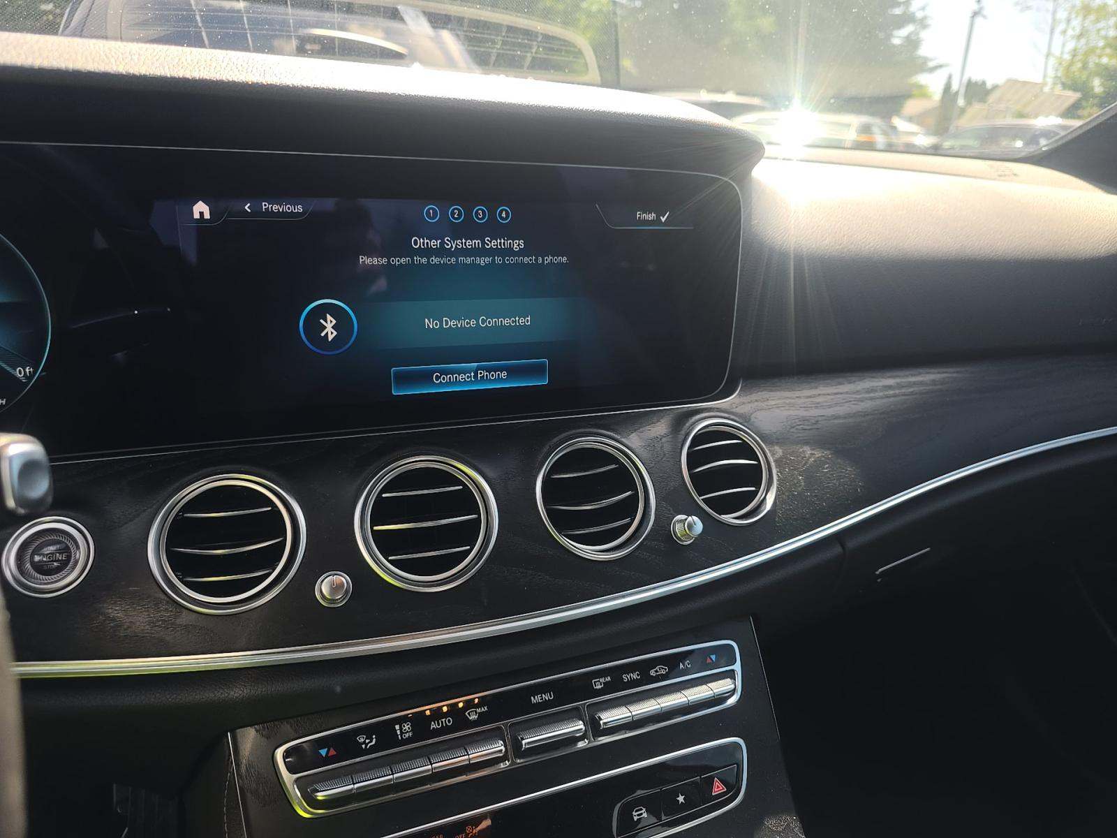 MERCEDES-BENZ E-CLASS - 10