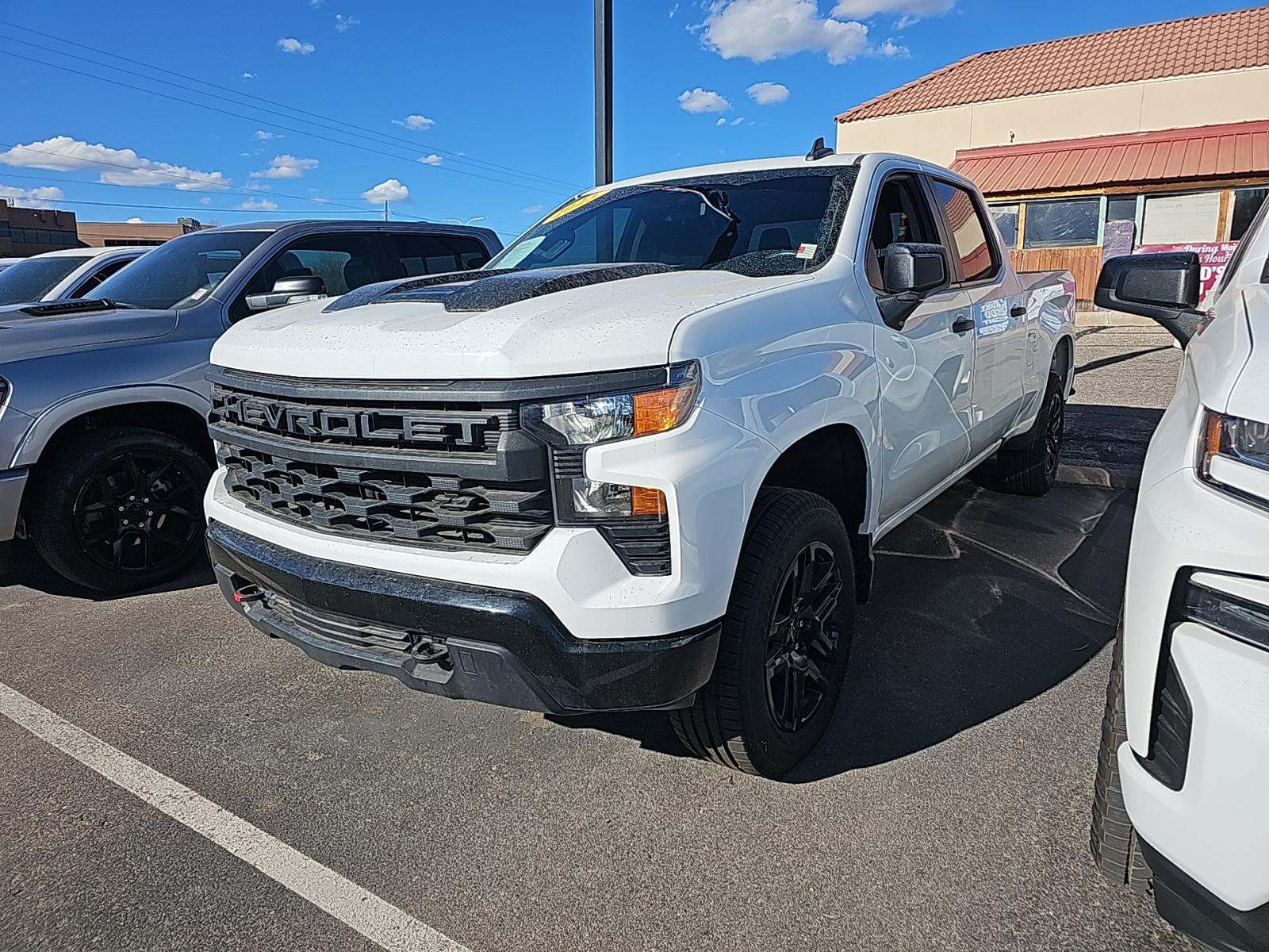 2023 Chevrolet Silverado 1500 Custom Trail Boss AWD
