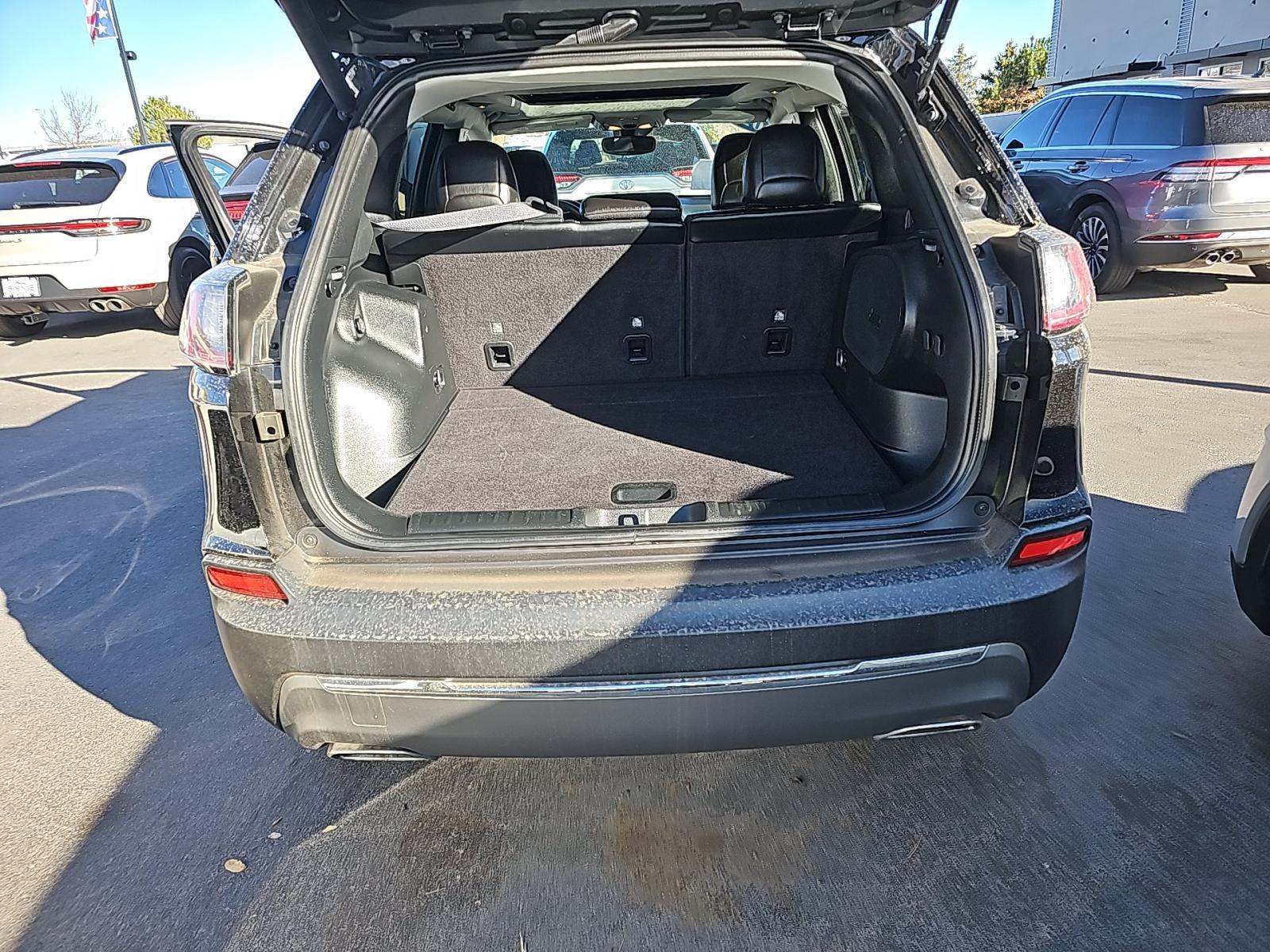 2022 Jeep Cherokee Limited AWD