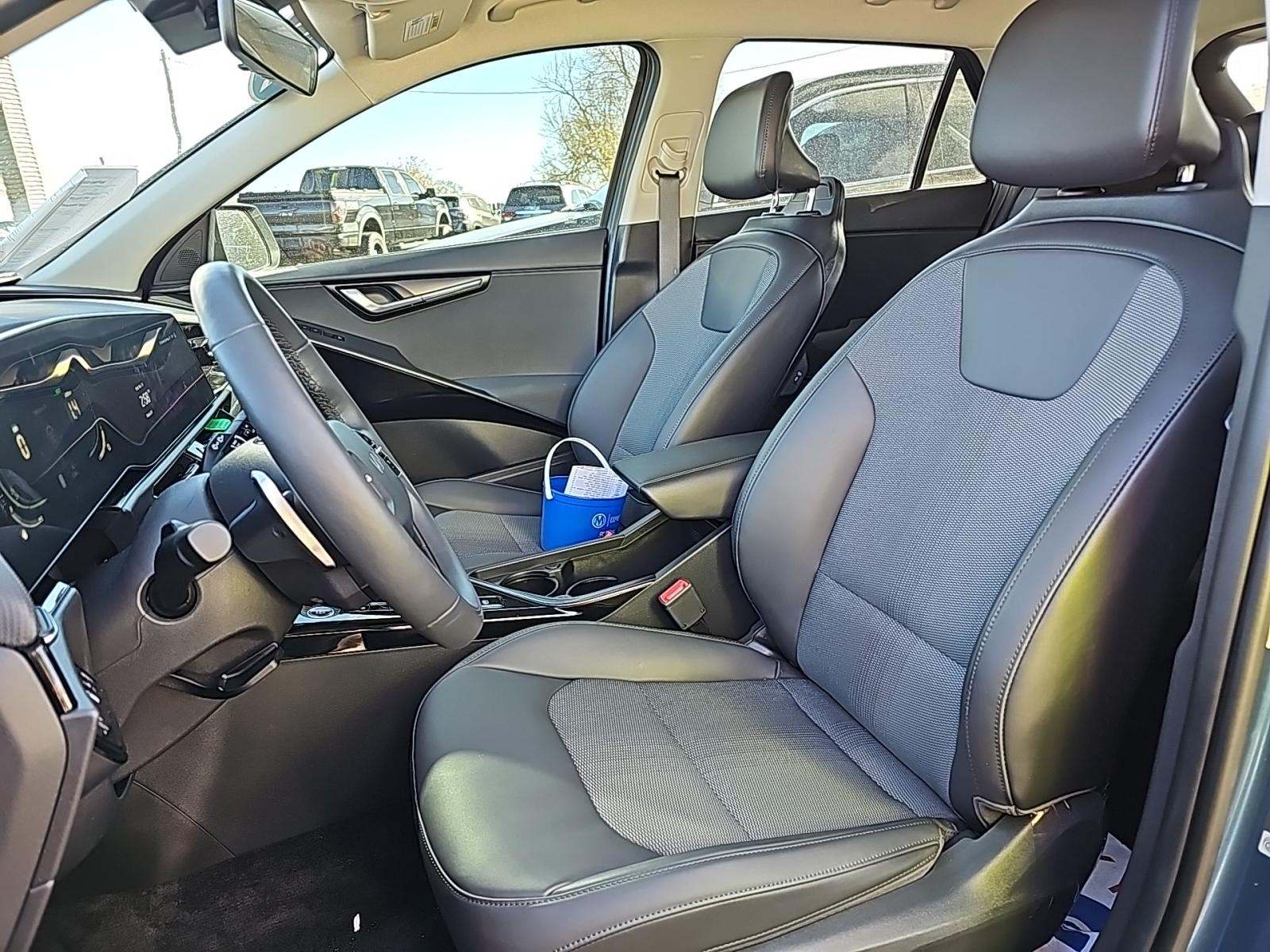 2023 Kia Niro PHEV EX FWD