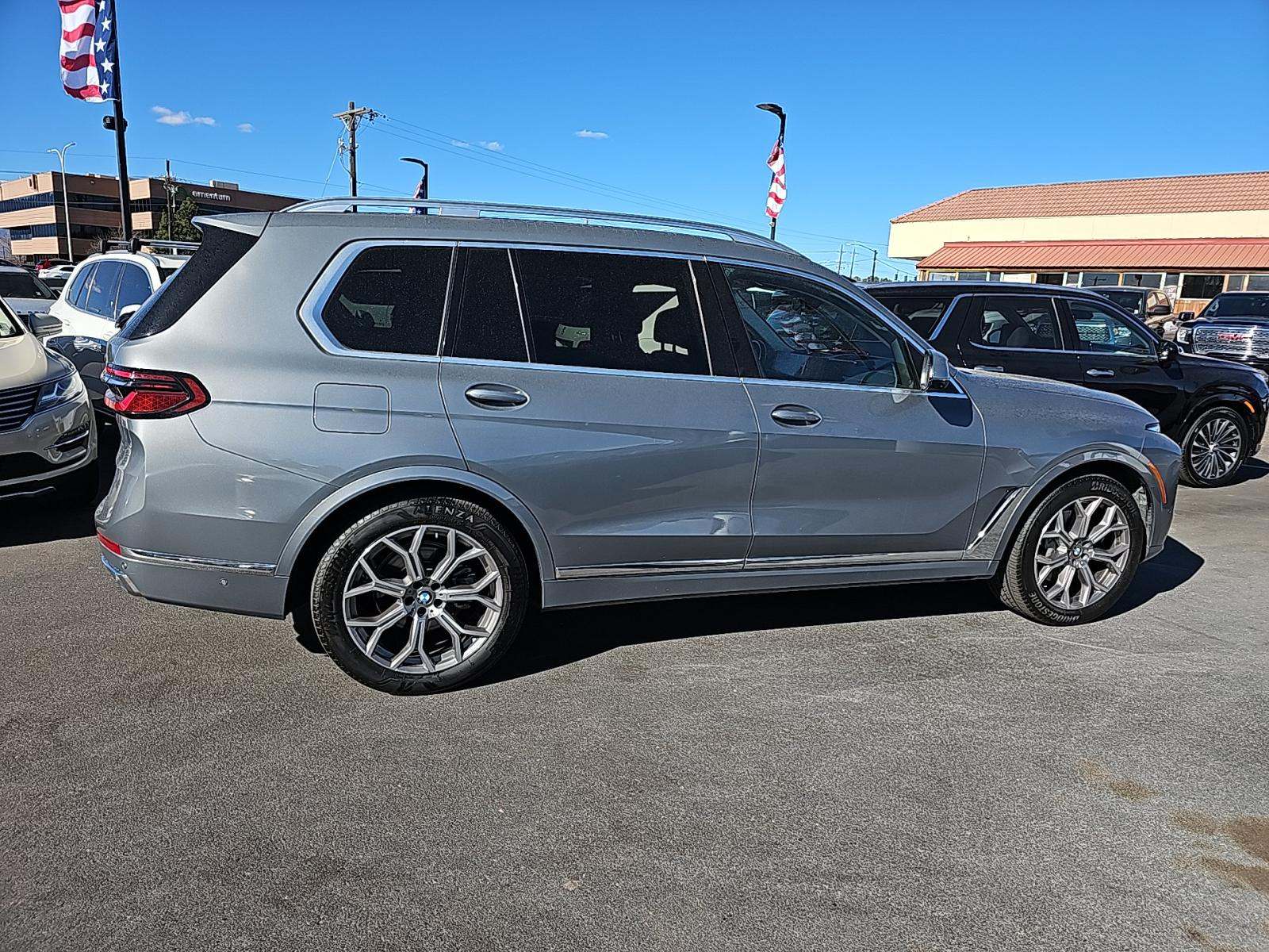 2023 BMW X7 xDrive40i AWD