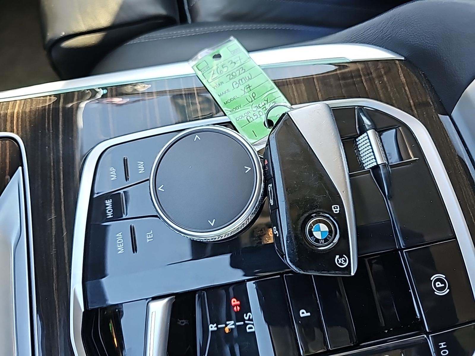 2023 BMW X7 xDrive40i AWD